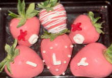 Load image into Gallery viewer, Holiday Customer Order Strawberries - By: Liv's Strawberries