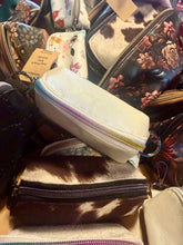 Load image into Gallery viewer, Everyday Zipper Pouch – By: Tally Ho Stitchery
