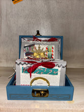 Load image into Gallery viewer, Holiday Cards - By: Laura White