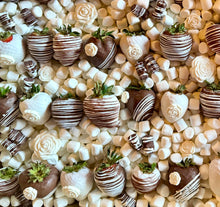 Load image into Gallery viewer, Holiday Customer Order Strawberries - By: Liv's Strawberries