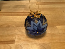Load image into Gallery viewer, Quilted Ornaments - By: Pam Morrison