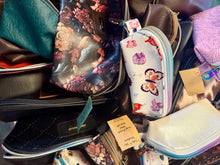 Load image into Gallery viewer, Everyday Zipper Pouch – By: Tally Ho Stitchery
