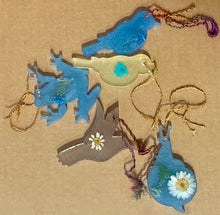 Load image into Gallery viewer, Montana-Made Epoxy Treasures - By: Wonderhorse Enterprises, LLC (Dr. Ava Riccardi)
